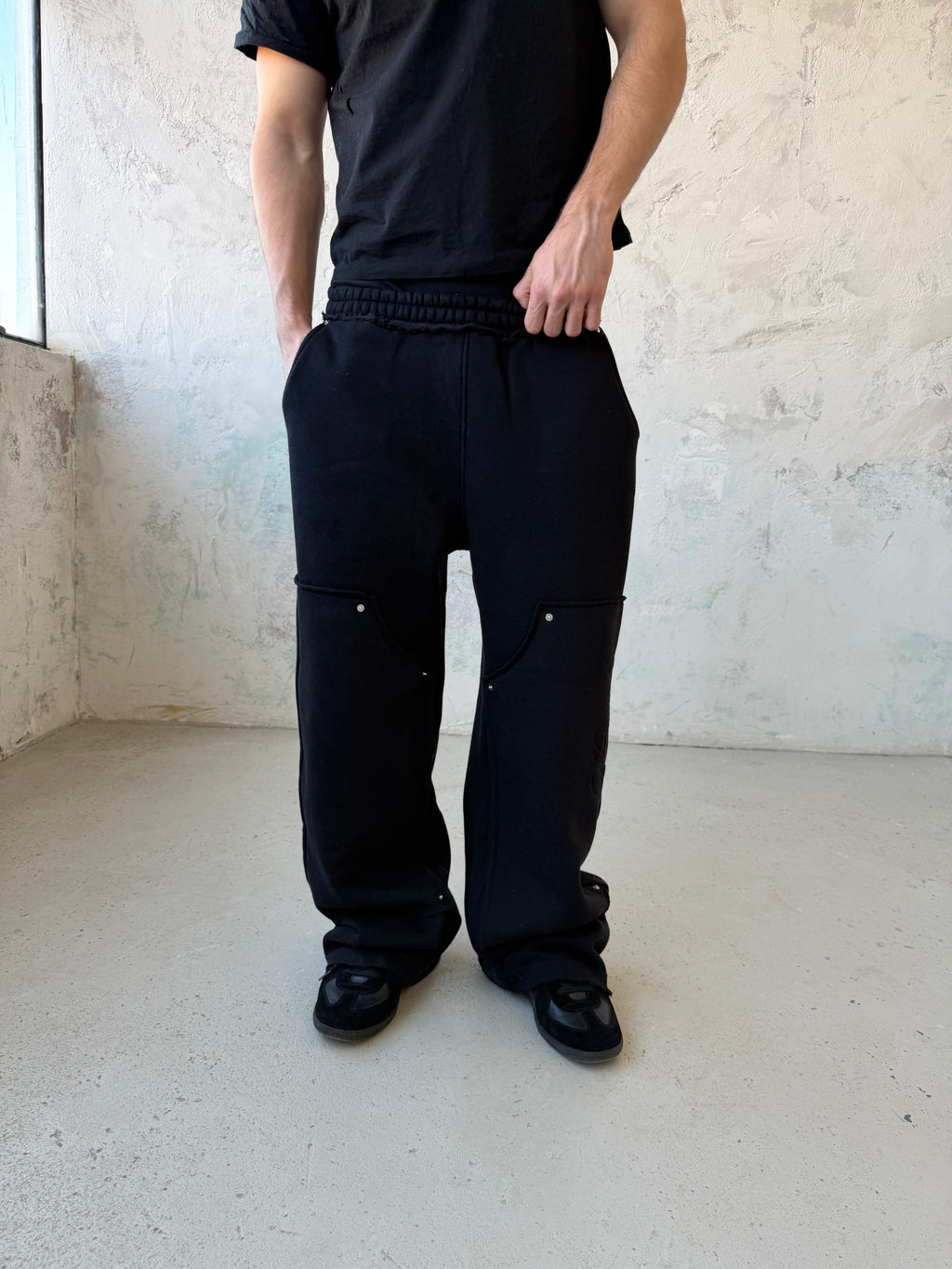 "NONEXISTENT" V2 SWEATPANT